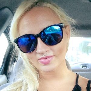 Meet your Posher, Deanna